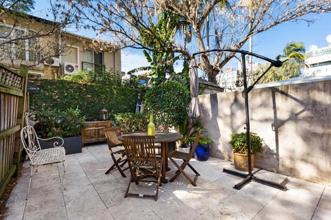 Pyrmont Self-Contained Terrace House (64 BUL) - Tourism TAS 2