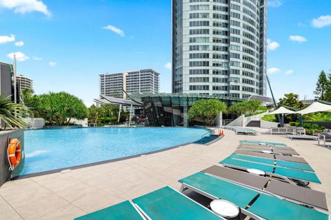 Q Tower At Surfers Paradise - From Level 3 - Private & Self Contained Apartments - Tourism TAS 0