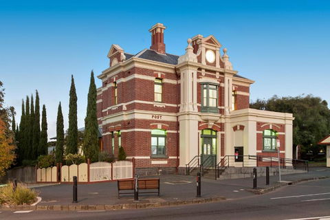QPO QUEENSCLIFF - Tourism TAS 0