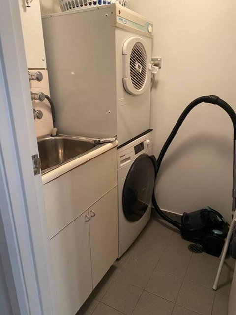 Quality Apartment In The Rocks GLO1203 - Tourism TAS 3