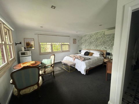 Rainy Hill Retreat - The Cottage - Hobart Tourism 2