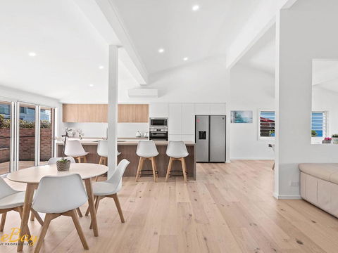 Randall Drive No 64 - Tourism TAS 2