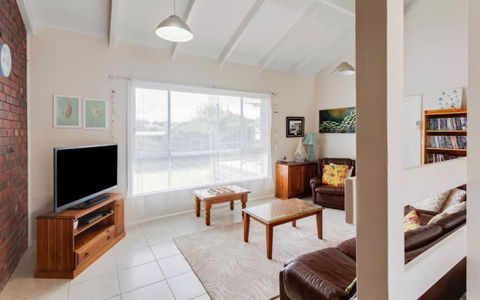 Ratties Residence 6 Carnegie St Port Ellliot - No Linen Included - Tourism TAS 1