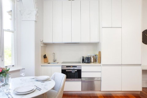 Ravenscourt S Studio Apartment Close To Everything - Tourism TAS 2