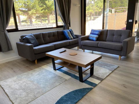 Rawson St 7 - Jindabyne - Tourism TAS 2