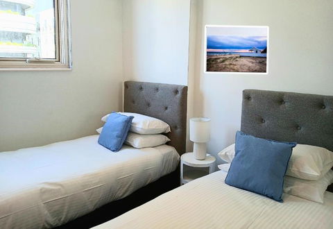 Readyset Apartments At Dockside - Tourism TAS 1