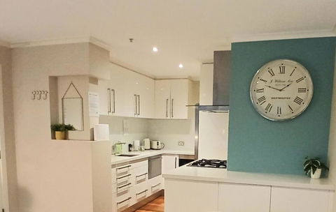 ReadySet Apartments At Southbank Condos - Tourism TAS 1