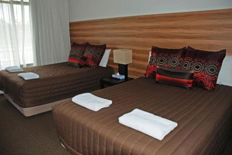 Red Cedars Motel - Tourism TAS 1