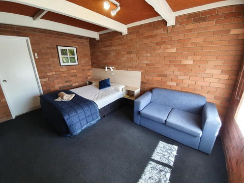 Red Chief Motel - Tourism TAS 2