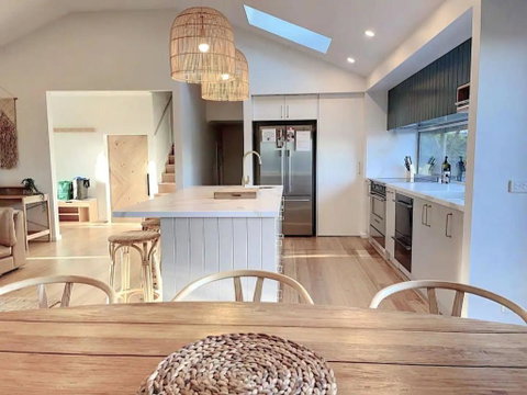 Red Hill Lane 5BedroomVineyard&RuralValleyViews - Tourism TAS 2