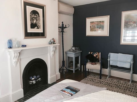 Assemblage Boutique Art B & B - Hobart Tourism 2
