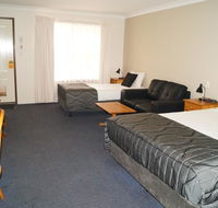 Asters On James Motor Inn - Hobart Tourism