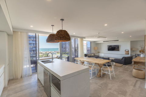 Astina Suites, Forster - Hobart Tourism 0