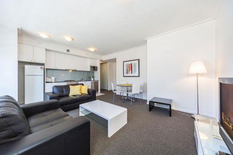 Astra Apartments Sydney - Hobart Tourism 3