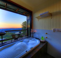 At Remingtons Private Cottages  Lodge - Hobart Tourism