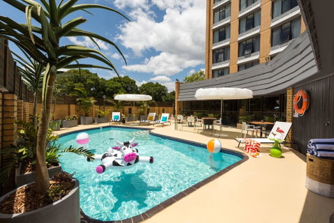 Atura Albury - Tourism TAS 3
