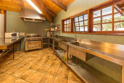 Augusta Sheoak Chalets - Hobart Tourism 2