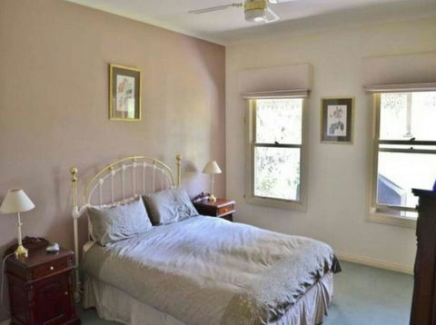 Aullywood Ringwood - Hobart Tourism 3