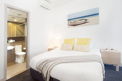 Australia Towers ShortOzstay - Tourism TAS 1