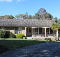 Australian Home Away  Doncaster Grange Park - Hobart Tourism