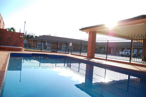 Australian Settlers Motor Inn - Hobart Tourism 1