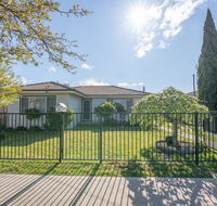 Autumn St - Trendy East Orange - Near CBD - Hobart Tourism