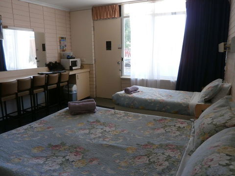 Avenue Motel - Hobart Tourism 3