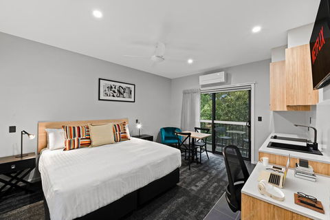 AVENUE MOTEL APARTMENTS - Hobart Tourism 1