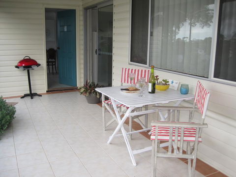 Avoca Breezes - Hobart Tourism 1