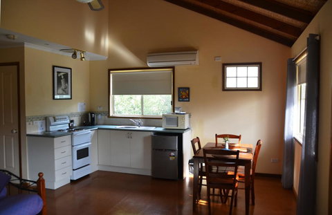Avoca Cottages VICTORIA - Tourism TAS 3