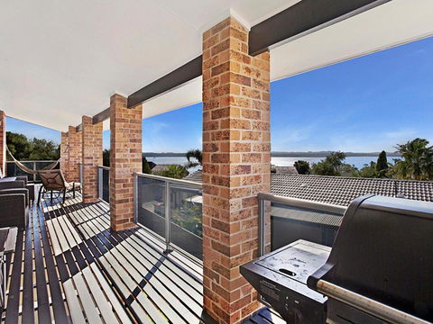 Away @ Nelson Bay, 29 Wollomi Ave - Incredible Water Views, Pet Friendly, WIFI & Aircon - Hobart Tourism 0