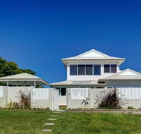 Away on Seaview Street - Hobart Tourism