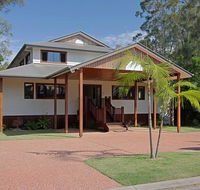 Away on Shirley Lane - Hobart Tourism