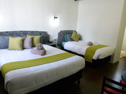 Azalea Motel - Tourism TAS 1