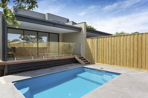 AZURE - ROSEBUD - Tourism TAS 0