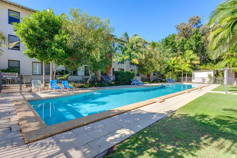 Baden 42 - Rainbow Shores, Ground Floor Unit, Air Conditioned, Overlooking Outdoor Spa - Hobart Tourism 0
