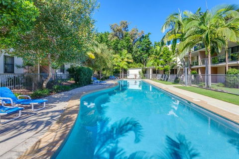 Baden 50 - Rainbow Shores, Swimming Pool, Walk To Beach, Tropical Surroundings - Hobart Tourism 1