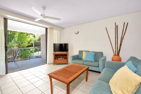 Baden 62 - Rainbow Shores, Beach Escape, Air Con, Pool, All Beds Made - Hobart Tourism 1