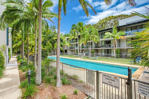 Baden 77 - Rainbow Shores, Pools, Outdoor Spa, Walk To Beach - Hobart Tourism 2