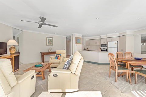 Bagnall Beach Apartments Unit 5-153 Government Rd - Hobart Tourism 2