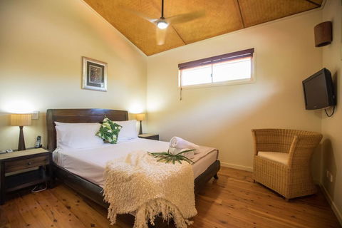 Bali Beach Villa - Port Douglas - Hobart Tourism 3