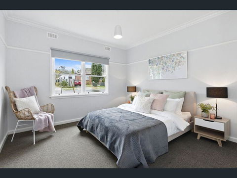 BALLARAT CLOSE 2 CBD + HOSPITAL+3BR HOME+NETFLIX + WiFi + Gift - Tourism TAS 2