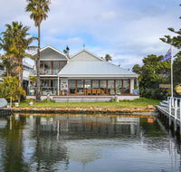 Bancroft Bay Frontage - Hobart Tourism