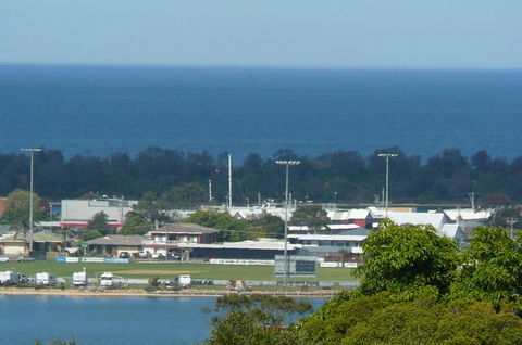 Banksia Waters - Hobart Tourism 0