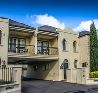 Banyan Place - Hobart Tourism