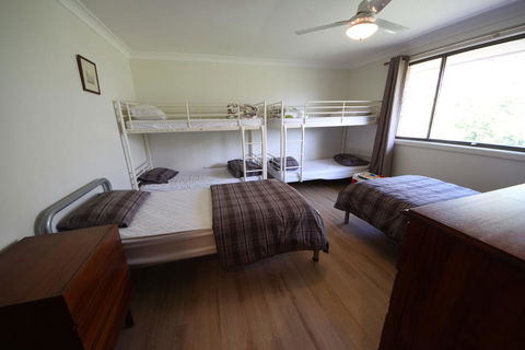 Barefoot Bungalow At Hat Head - Hobart Tourism 2