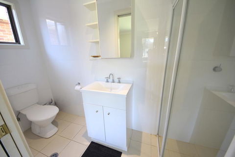 Barefoot Bungalow At Hat Head - Hobart Tourism 3