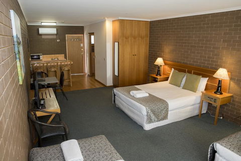 Barooga Country Inn Motel - Hobart Tourism 2