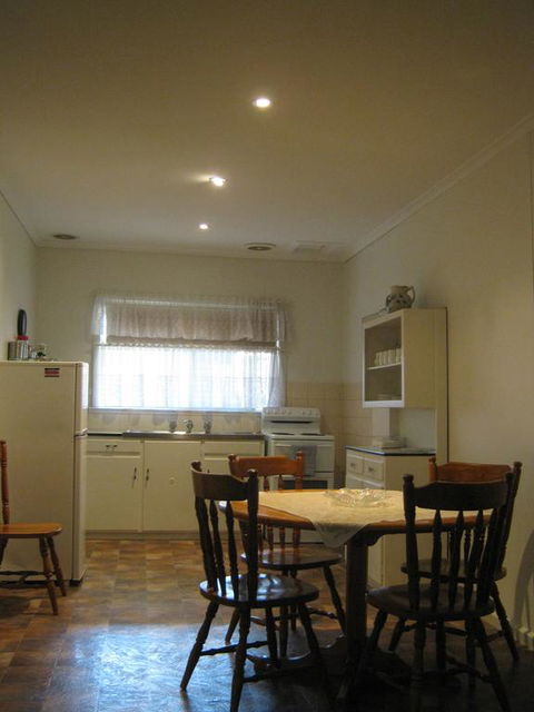 Basedow Units Tanunda - Hobart Tourism 1