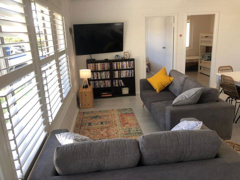 Bay Breeze Cottage - Hobart Tourism 2